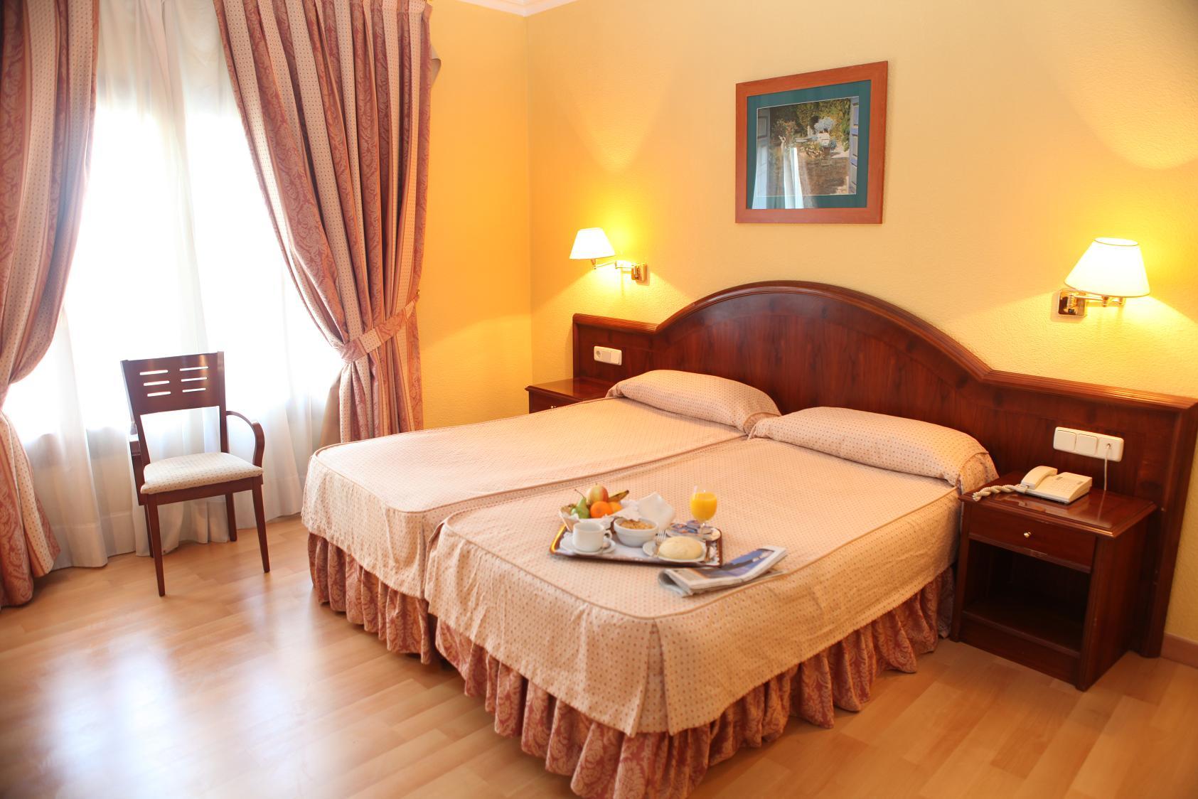Hotel Trafalgar Jerez de la Frontera Phòng bức ảnh